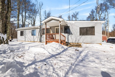 Lake Home For Sale in Gouldsboro, Pennsylvania