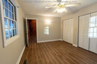 Totally updated throughout, this two-bedroom, two-bath cottage - photo 13