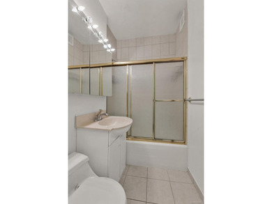Welcome to 18K at Gerard Towers in the heart of Forest Hills - photo 13