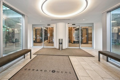 Welcome to 18K at Gerard Towers in the heart of Forest Hills - photo 14
