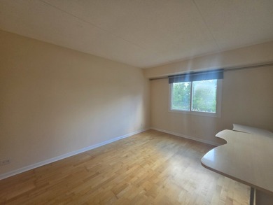 Welcome to this spacious and well-maintained 2-bedroom - photo 14
