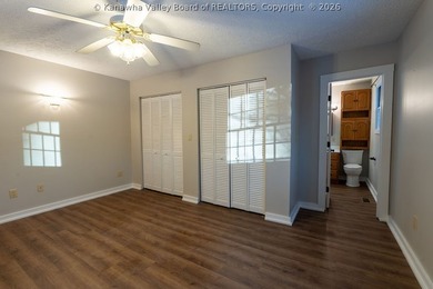 Totally updated throughout, this two-bedroom, two-bath cottage - photo 15
