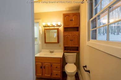 Totally updated throughout, this two-bedroom, two-bath cottage - photo 16
