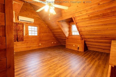 Totally updated throughout, this two-bedroom, two-bath cottage - photo 19