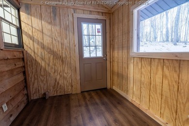 Totally updated throughout, this two-bedroom, two-bath cottage - photo 24