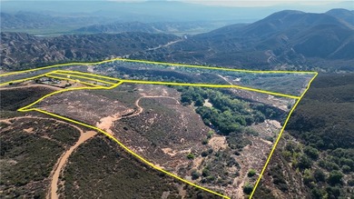 Discover this extraordinary opportunity to own a large portion - photo 5