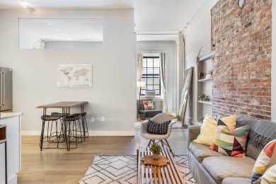 Introducing Unit 307 at 10 Exchange Street aEUR* set on one of