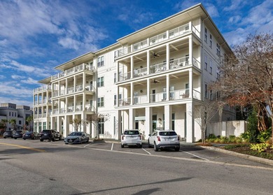 Welcome to this sun-filled two bedroom, two-and-a-half bath - photo 44