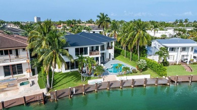 Fantastic intersecting canal views highlight this beautifully - photo 45