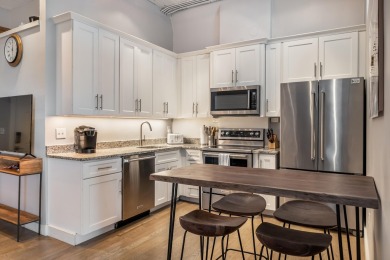 Introducing Unit 307 at 10 Exchange Street aEUR* set on one of