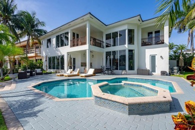 Fantastic intersecting canal views highlight this beautifully - photo 47