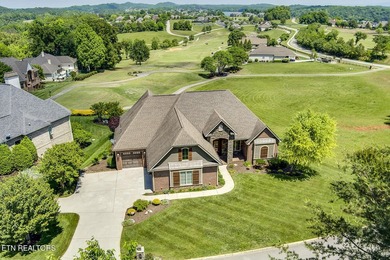 Stunning golf-front home on the 9th tee box with breathtaking - photo 2