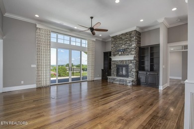 Stunning golf-front home on the 9th tee box with breathtaking - photo 7