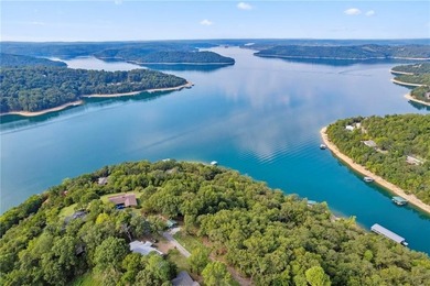 Experience breathtaking Beaver Lake views from this exceptional - photo 8