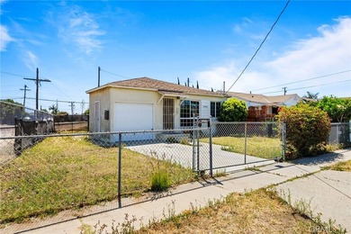 Investment opportunity in Wilmington! This well-maintained - photo 3