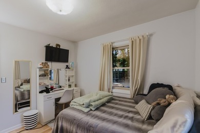Calling all nature lovers! This tranquil property offers a 4 - photo 14