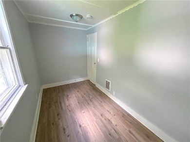 Huge Duplex in the Homestead Heights neighborhood of the City of - photo 15