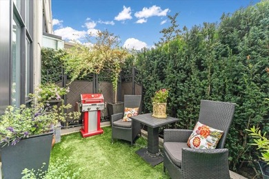 Stunning new concrete townhome with a private entrance at - photo 21