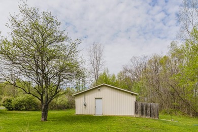 Calling all nature lovers! This tranquil property offers a 4 - photo 22