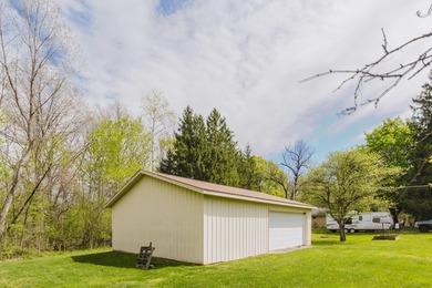 Calling all nature lovers! This tranquil property offers a 4 - photo 23