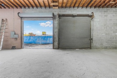 Warehouse in Brooklyn- Greenpoint for sale . Corner property - photo 3