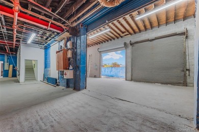 Warehouse in Brooklyn- Greenpoint for sale . Corner property - photo 5
