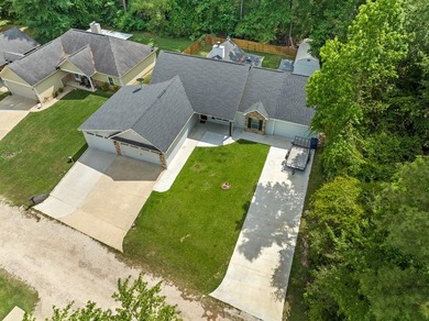 REDUCED! Make your move to Rayburn Country! This versatile home - photo 30