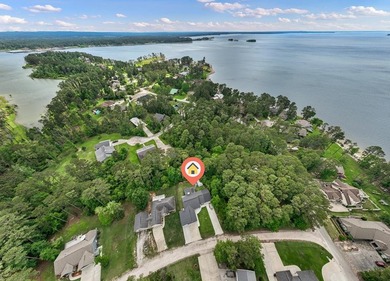 REDUCED! Make your move to Rayburn Country! This versatile home - photo 31