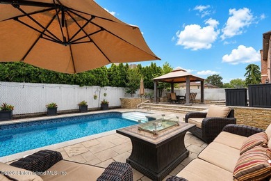 WELCOME TO THIS EXCEPTIONAL CUSTOM-BUILT 2 FAMILY COLONIAL - photo 48
