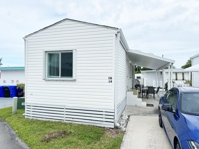 This great 1 bed, 1 bath unit at Briny Breezes offer 39 shares - photo 4