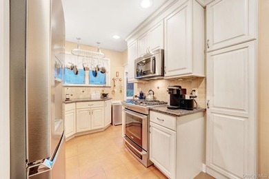 If You're Searching For A Home In Merrick, Check Out This 3 - photo 12