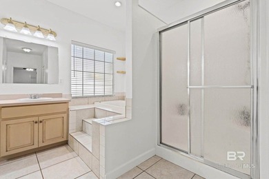 Beautifully Remodeled Home with Bonus Room & Climate-Controlled - photo 14
