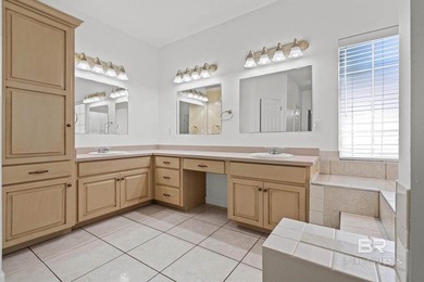 Beautifully Remodeled Home with Bonus Room & Climate-Controlled - photo 15