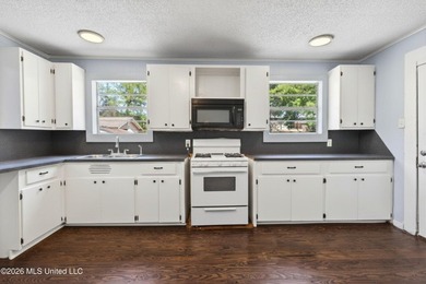 Outstanding opportunity in the heart of Long Beach! This - photo 16