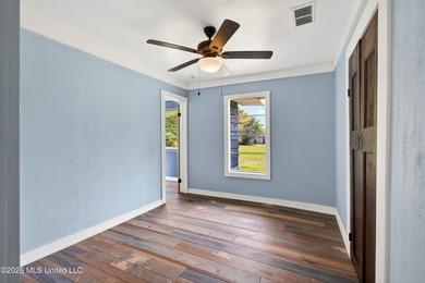 Outstanding opportunity in the heart of Long Beach! This - photo 18