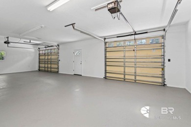 Beautifully Remodeled Home with Bonus Room & Climate-Controlled - photo 22
