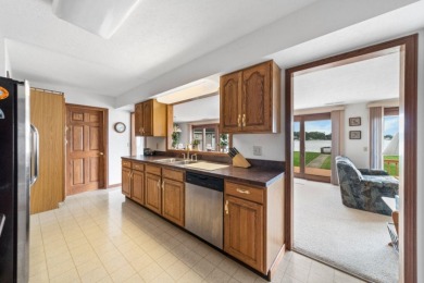 THREE EXCEPTIONAL WATERFRONT HOMES OFFERED AS A PACKAGE! - photo 15