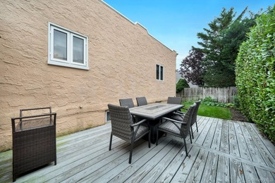 If You're Searching For A Home In Merrick, Check Out This 3 - photo 39