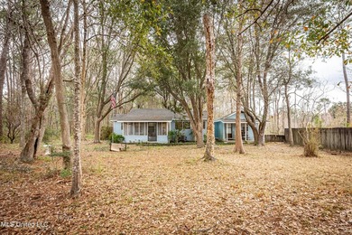 Discover exceptional potential with this 3 bedroom, 2 bath home - photo 6