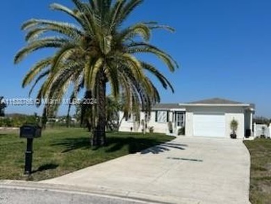 Lake Home For Sale in Other City - In The State Of Florida, Florida