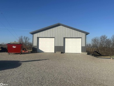 Beautifully situated on 14.5 m/l acres near Lake Rathbun, this - photo 7
