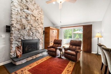 Waubeesee Lake Living at its Finest! Full 1 Acre Lot has 140ft - photo 17