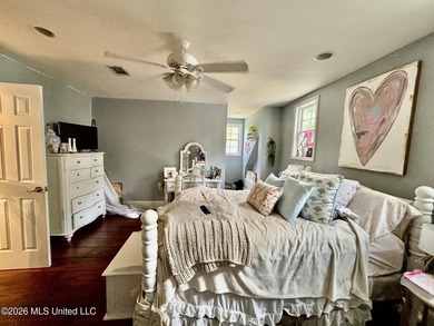 Experience the perfect blend of luxury, comfort, and country - photo 25