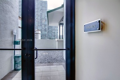 Unbeatable Value in the Heart of Brickell Fully furnished and - photo 26