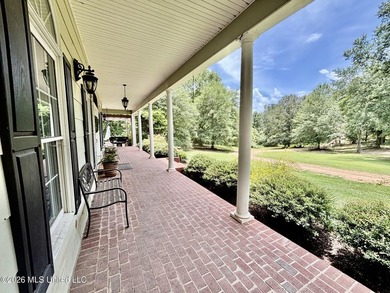 Experience the perfect blend of luxury, comfort, and country - photo 29