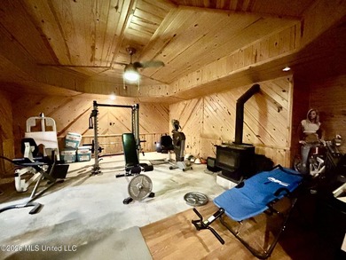 Experience the perfect blend of luxury, comfort, and country - photo 34