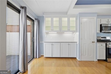 Welcome Home!! Spacious 2 bed 2 bath condo with 1,900 square