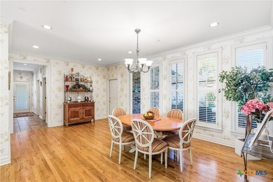 Glamorous home custom built in an exclusive neighborhood! - photo 22