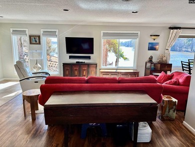 Remarkable waterfront home in a cove with lakefront views. - photo 23