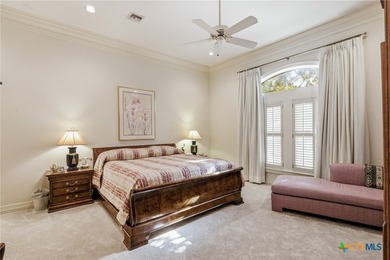 Glamorous home custom built in an exclusive neighborhood! - photo 25
